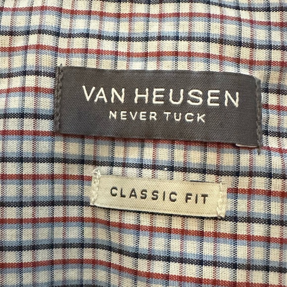 Van Heusen Never Tuck Classic Navy Button Down Shirt Size M - Picture 3 of 11